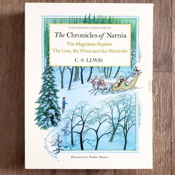The Chronicles of Narnia Full-Color Gift Edition Box Set - Picture 2 of 11